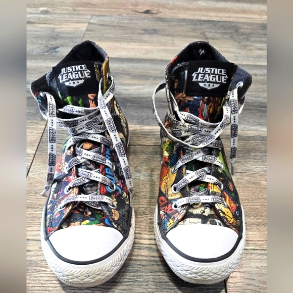 Justice League Converse Kids Size 3 DC Comics Superman Wonder Woman Shoes - Picture 1 of 11